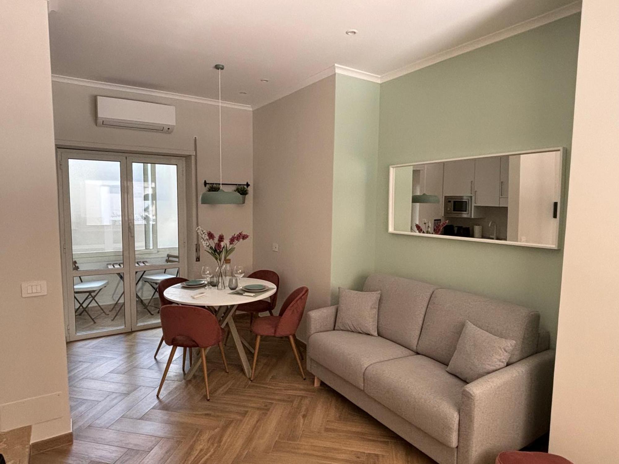 Corso Marconi Boutique Apartment - Luxury Central Apartment Next To The Port Civitavecchia Eksteriør bilde